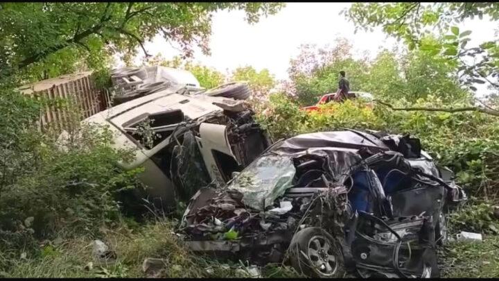 Qubada 3 avtomobil toqquşub, 5 nəfər xəsarət alıb