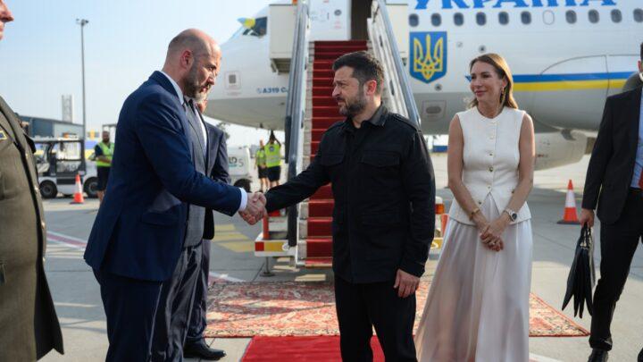Ukrayna Prezidenti Volodimir Zelenski ilk dəfə Serbiyaya səfər edib