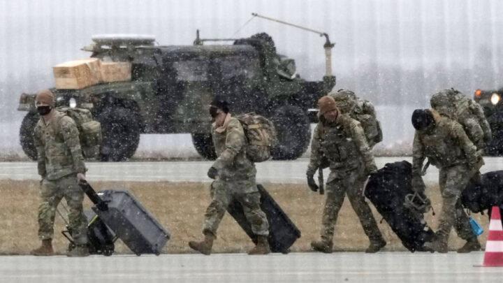 ABŞ-nin Polşadakı yeni hərbi bazasına Donald Trampın adı veriləcək