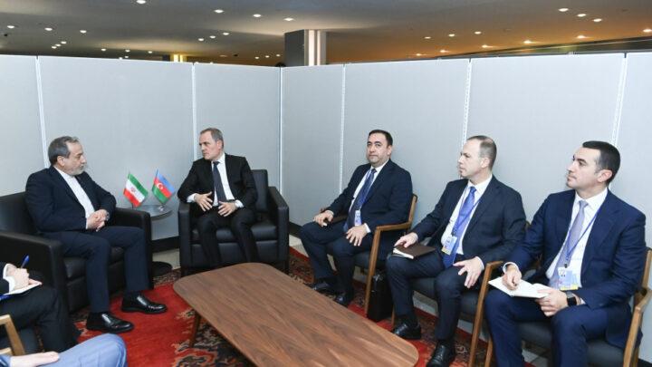 Azərbaycan və İran XİN rəhbərləri regional prosesləri müzakirə ediblər