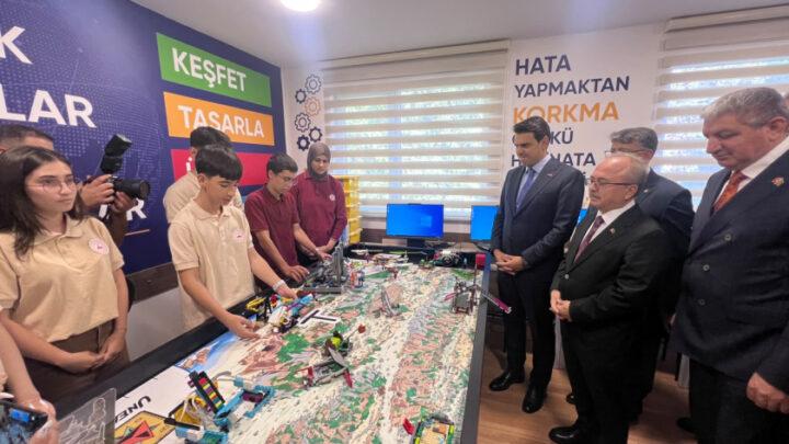 Bakı Türk Anadolu Liseyində Robotik kodlaşdırma laboratoriyası istifadəyə verilib