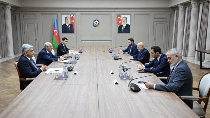 Baş nazir Əli Əsədov Suriyanın iqtisadiyyat və sənaye naziri ilə görüşüb 
