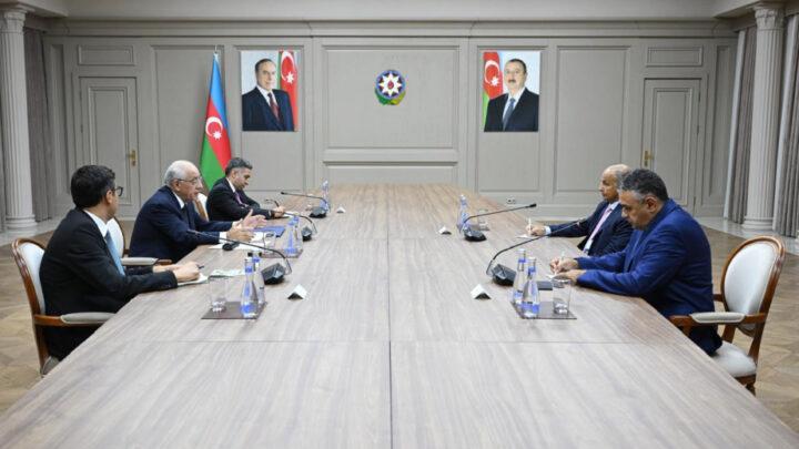 Baş nazir Əli Əsədov Beynəlxalq Üzgüçülük Federasiyasının prezidenti ilə görüşüb