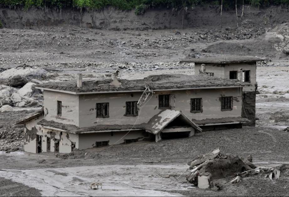 Nepalda daşqın nəticəsində ölənlərin sayı 939-a çatıb