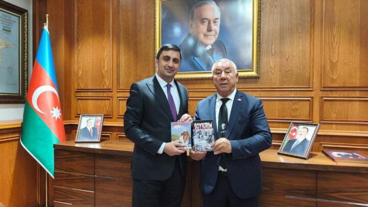 Azərbaycanın Qarsdakı baş konsulu diaspor nümayəndələri ilə görüşüb