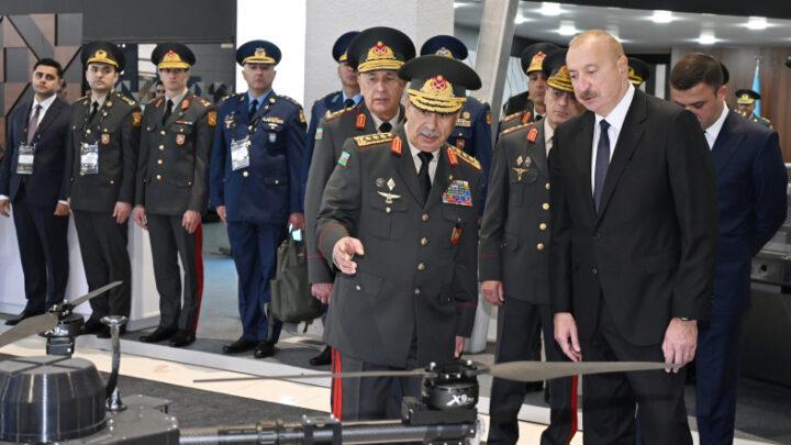 Prezident İlham Əliyev “ADEX 2026” və “Securex Caspian” sərgiləri ilə tanış olub