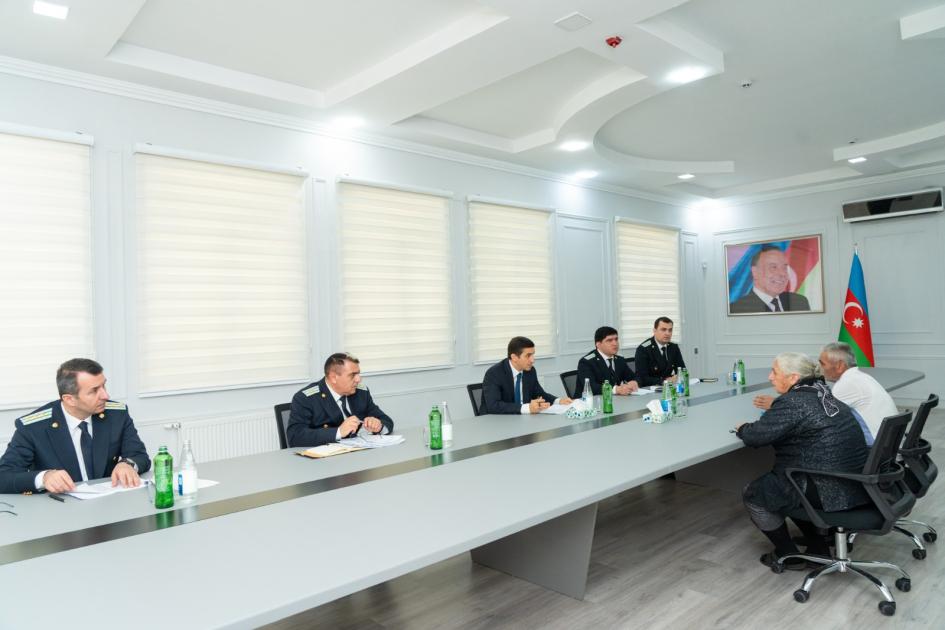 Ədliyyə naziri Yevlaxda vətəndaşların müraciətlərini dinləyib