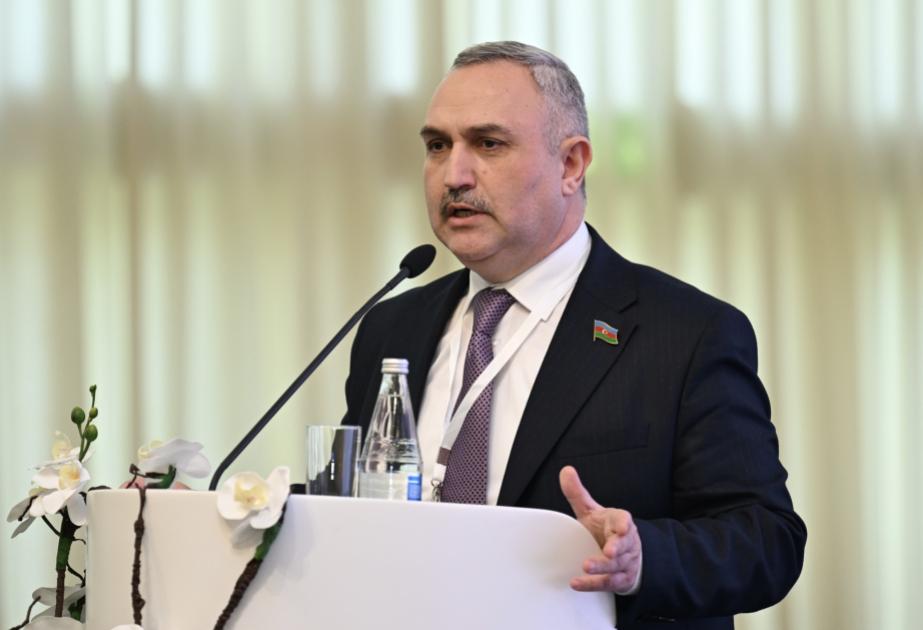 Fransada etirazlar xroniki xarakter alır, sosial-iqtisadi narazılıq siyasi böhrana çevrilir