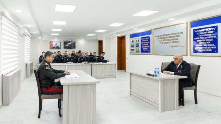 Daxili işlər naziri Şəkidə vətəndaşların müraciətlərini dinləyib və gənclərin arasından seçim edib
