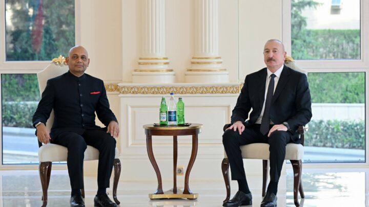 Prezident İlham Əliyev Hindistanın ölkəmizdə yeni təyin olunmuş səfirini qəbul edib