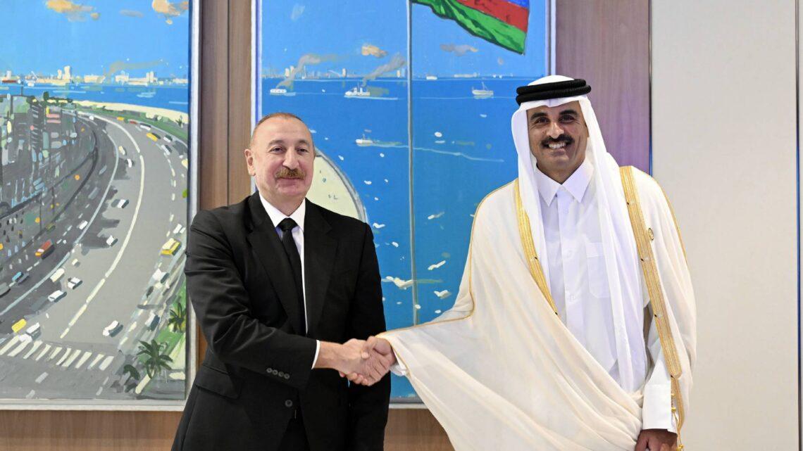 Prezident İlham Əliyev Qətər Dövlətinin Əmiri ilə görüşüb