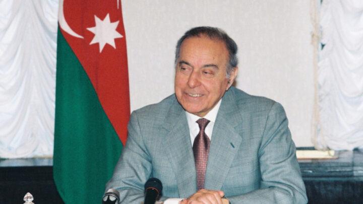 Ulu Öndər Heydər Əliyevin Prezident seçilməsi müstəqil Azərbaycanın tarixində yeni mərhələ yaratdı