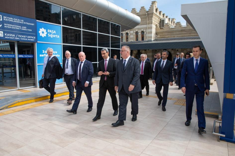 Çexiyanın nəqliyyat naziri Bakı Dəmiryol Vağzalında olub