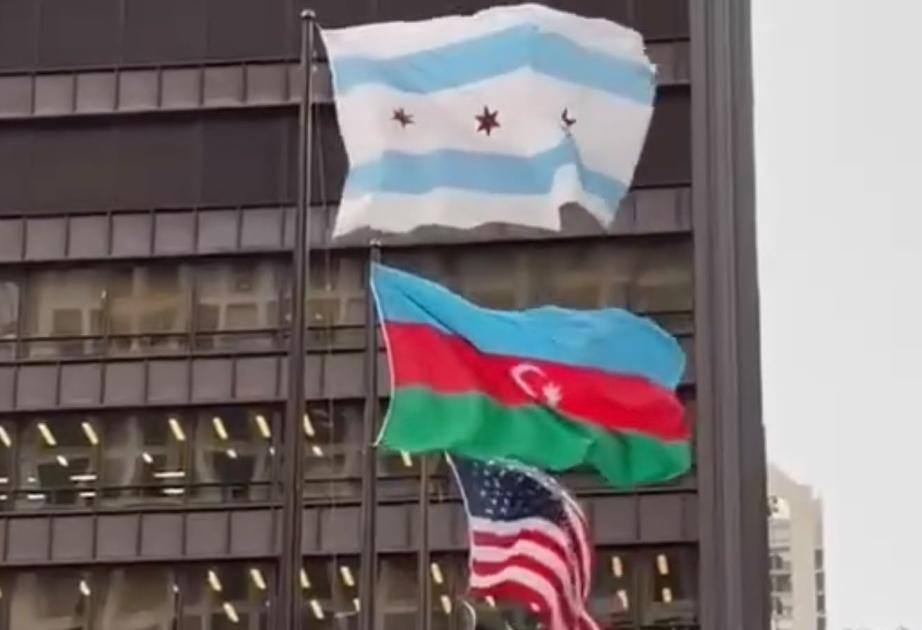 Çikaqonun mərkəzində Azərbaycan Bayrağı ucaldılıb