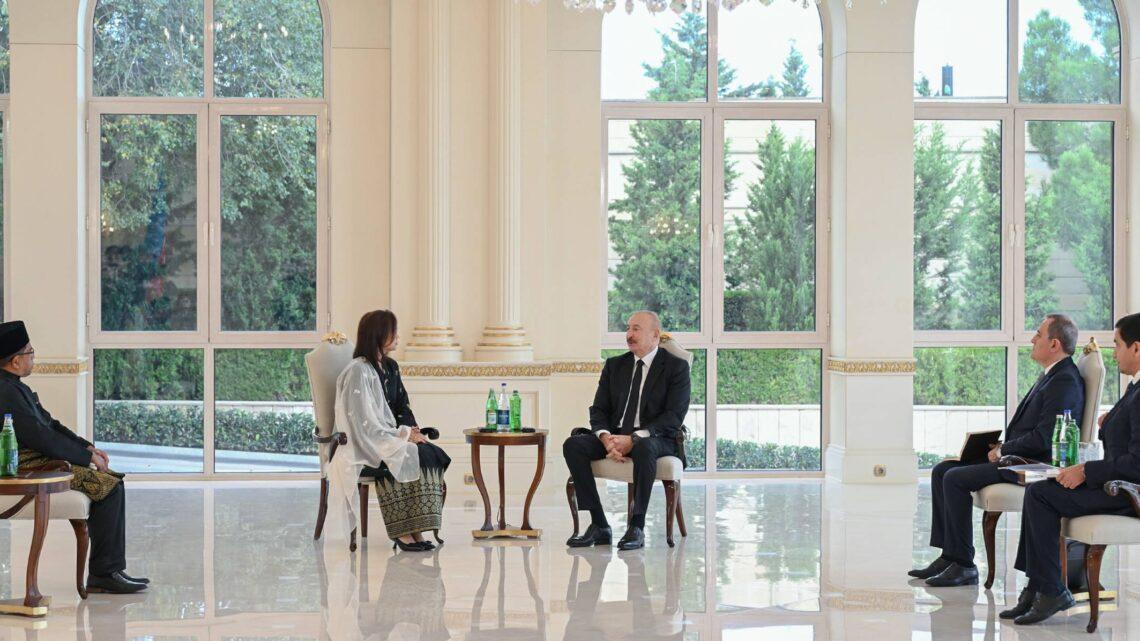 Prezident İlham Əliyev Malayziyanın Azərbaycanda yeni təyin olunmuş səfirini qəbul edib
