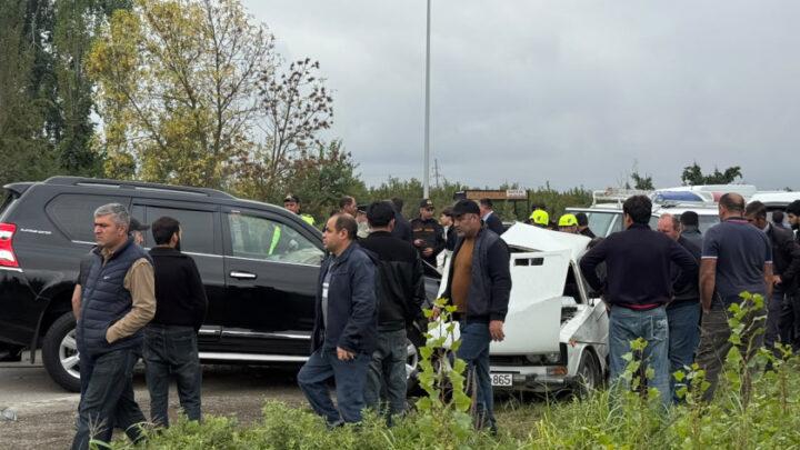 Qubada minik avtomobilləri toqquşub, ölən və yaralanan var