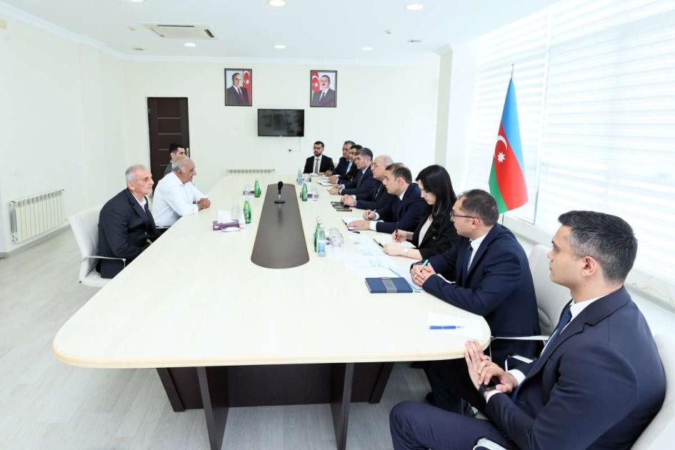 Şirvan şəhərində vətəndaşların gömrük məsələləri ilə bağlı müraciətləri dinlənilib